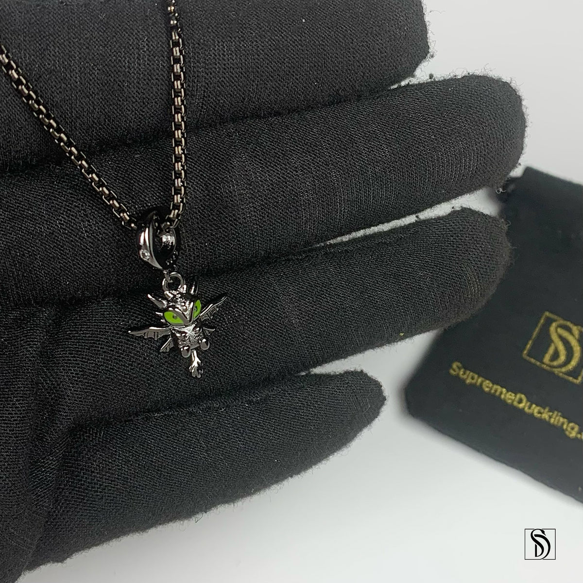 Night Fury Black Pendant Box Chain Necklace