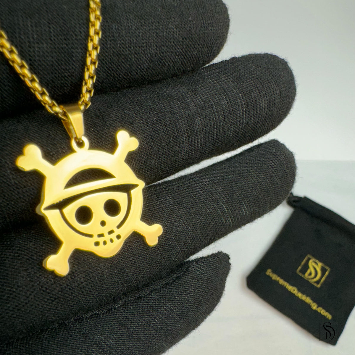 Gold One Piece Skull Pendant Necklace