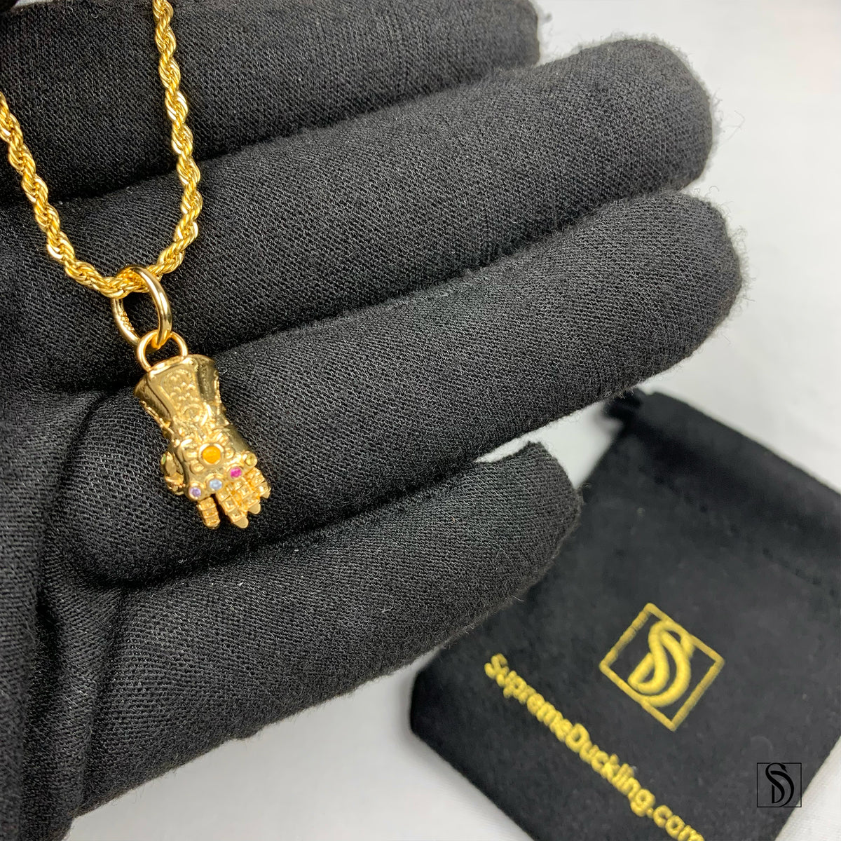 Infinity Gauntlet Avengers Necklace