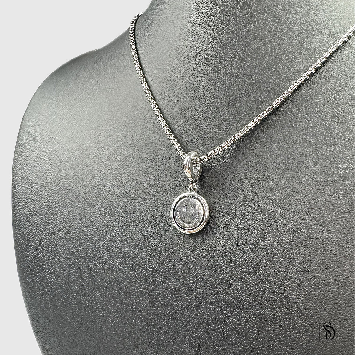 Silver Smiley Face Spinner Pendant Necklace
