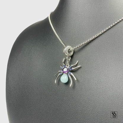 Luminous Spider Pendant Necklace