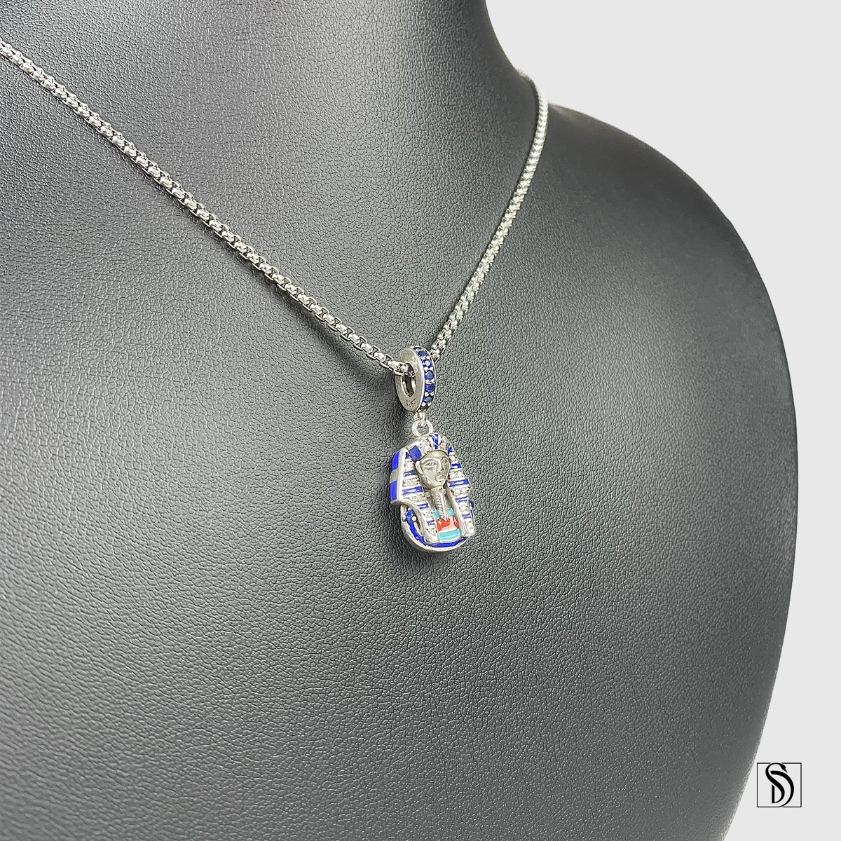 King Tutankhamun Egyptian Pharaoh Necklace
