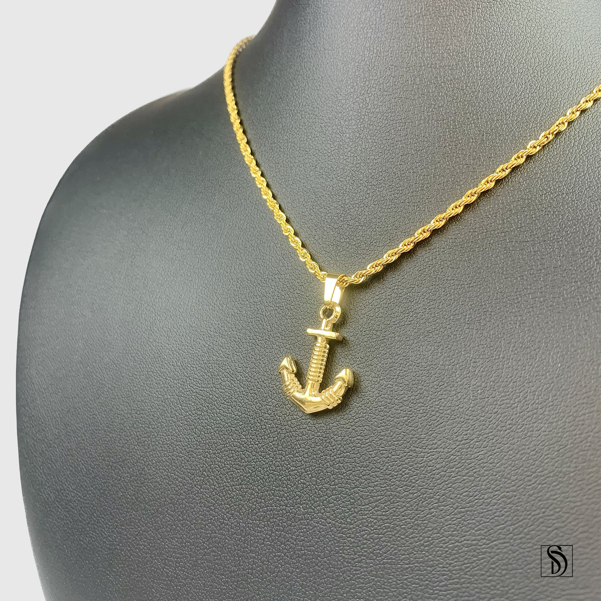 Gold Anchor Pendant Necklace