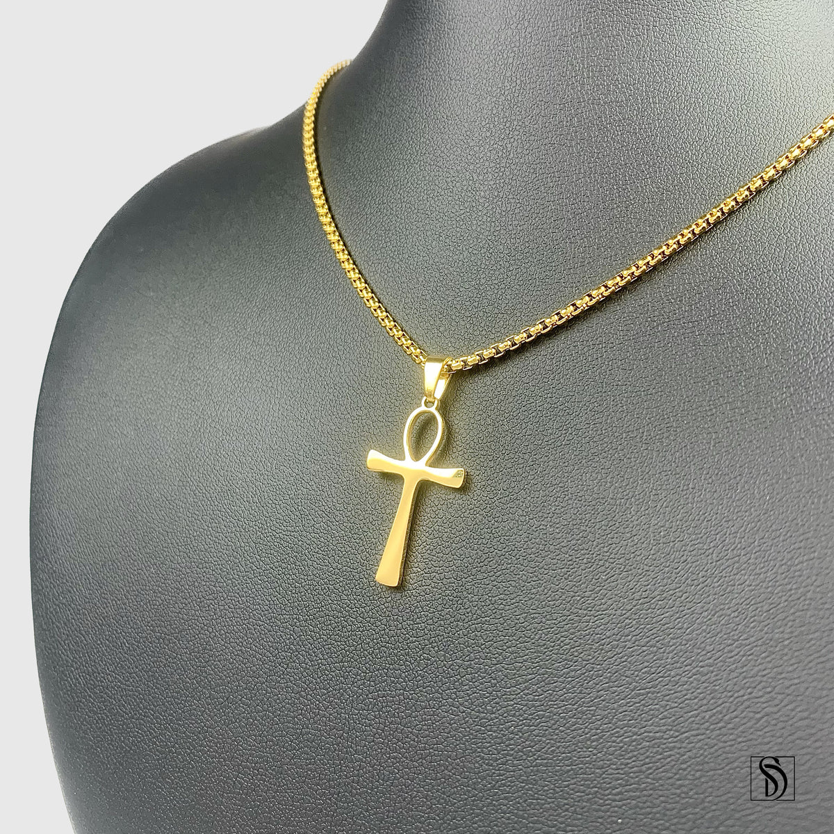 Gold Egyptian Ankh Pendant Necklace