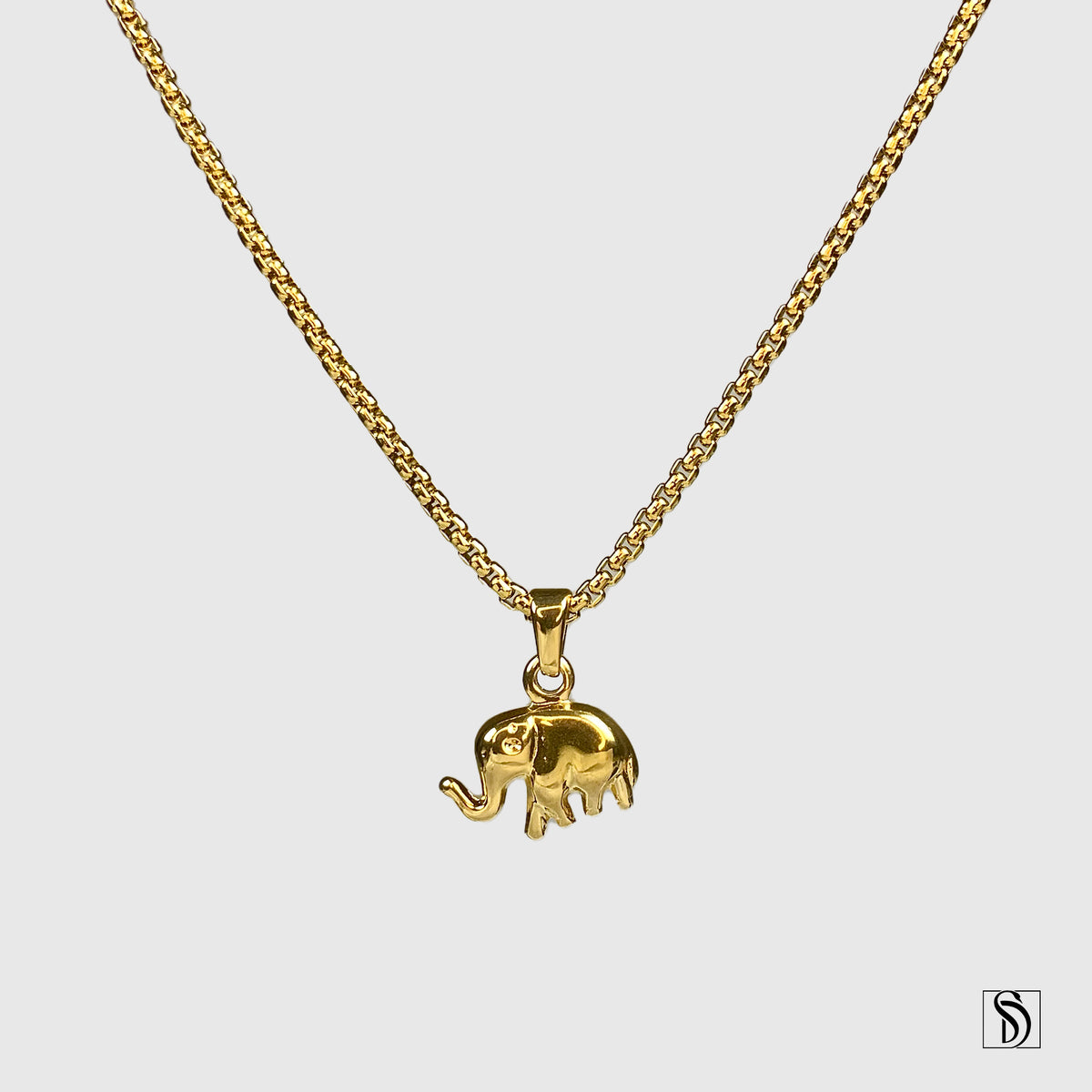 18K Gold Elephant Pendant Necklace
