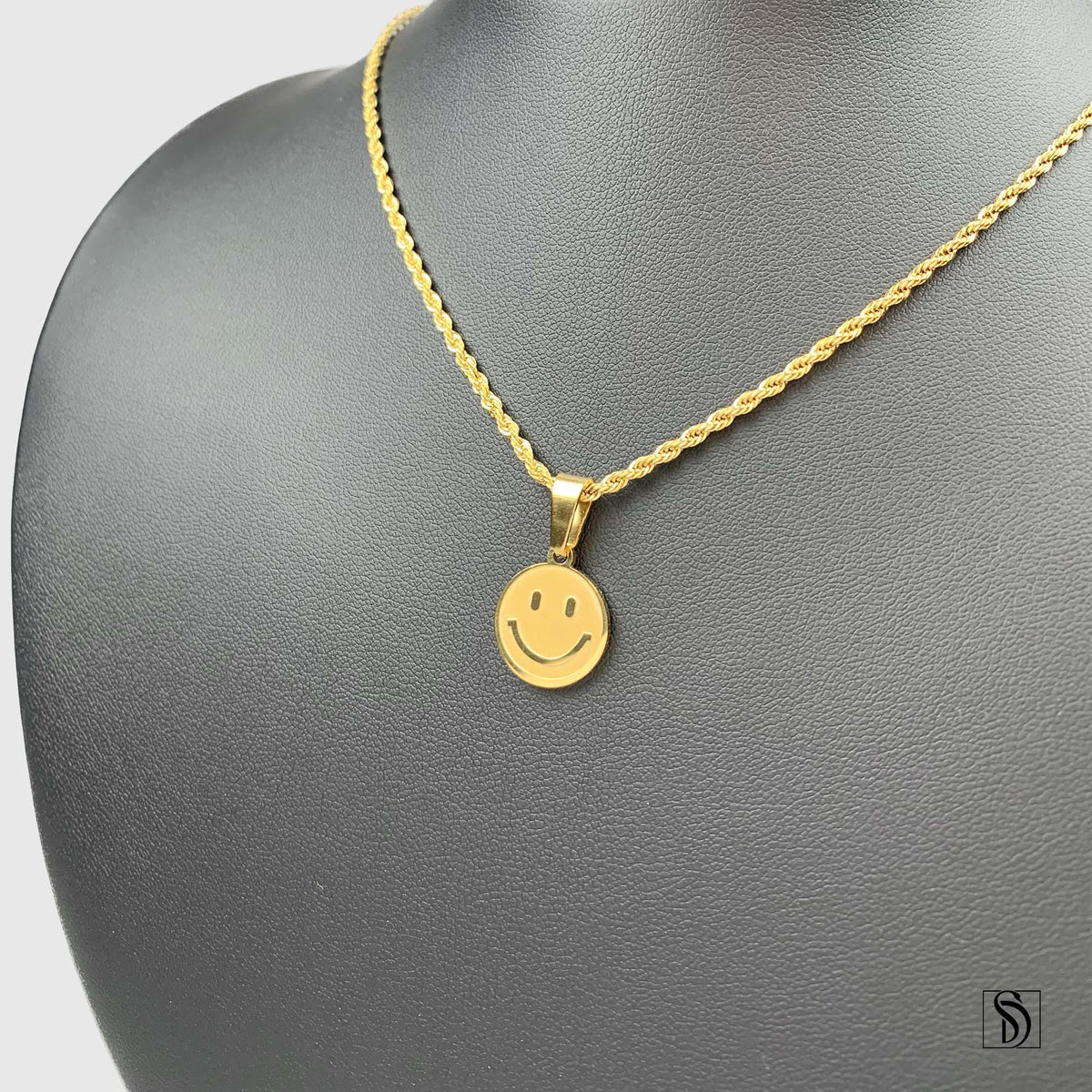 Smiley Face Emoji Necklace (2 colors)