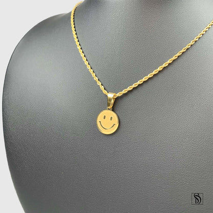 Smiley Face Emoji Necklace (2 colors)