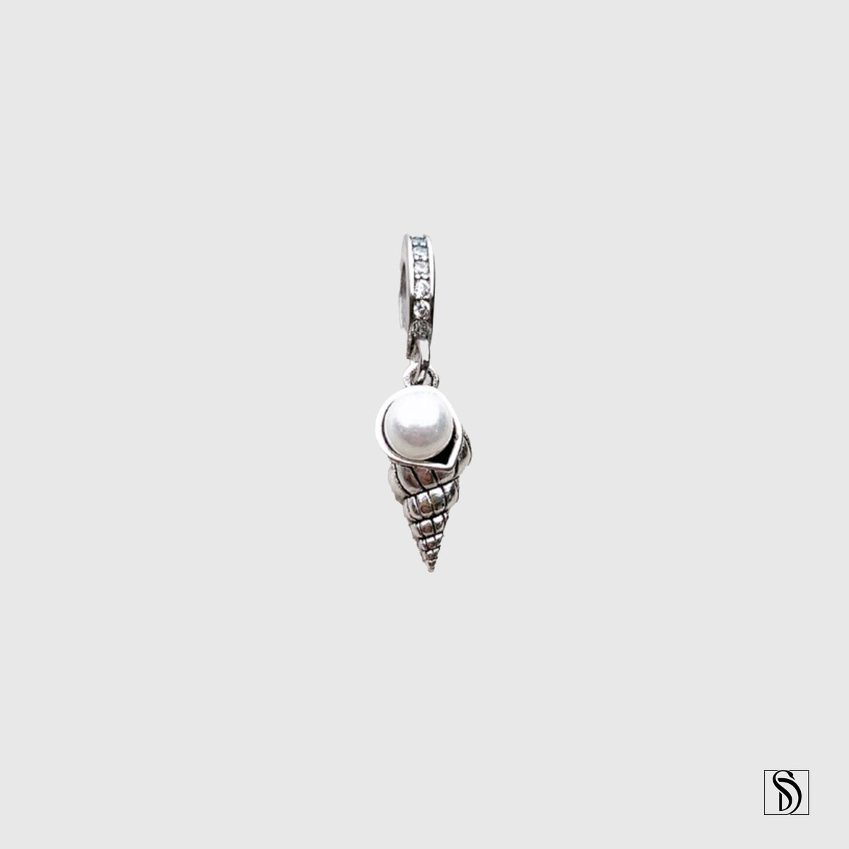 Silver Pearl Sea Shell Pendant Necklace