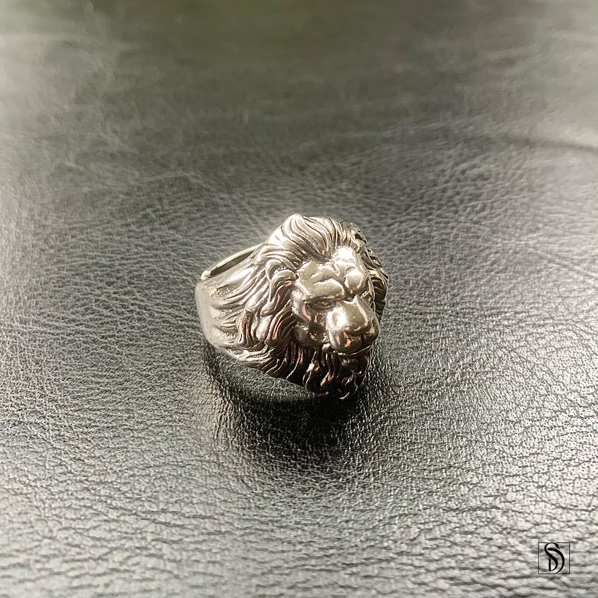Majestic Lion Adjustable Ring