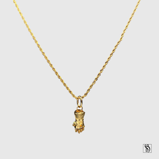 Infinity Gauntlet Avengers Necklace