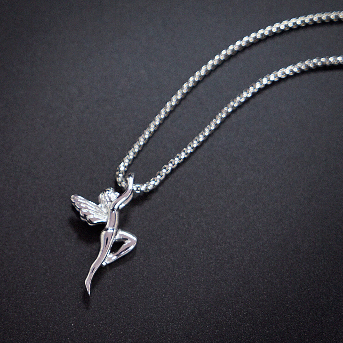 Hanging Cupid (Silver)