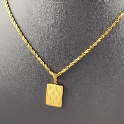 Chess Pendant (Gold)