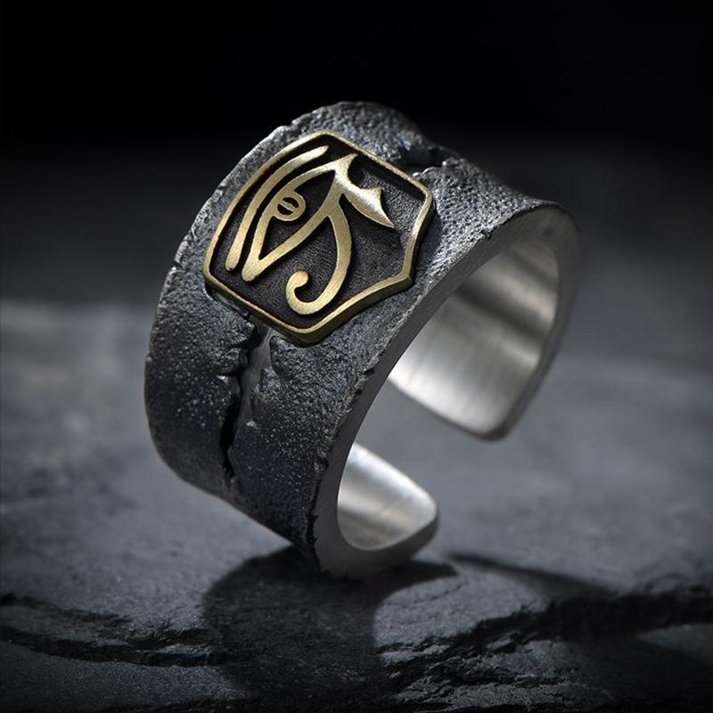 R1 Eye Of Horus Resizable Ring